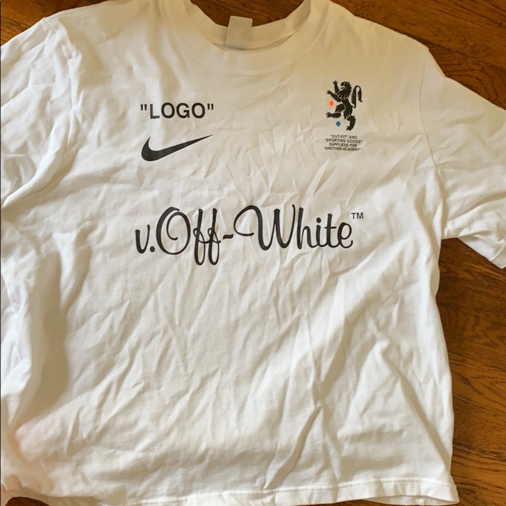 Nike off-white mens t shirt